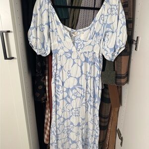 Billabong Light Blue and White Floral Midi Dress